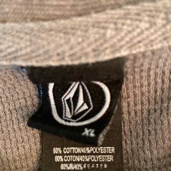 Volcom - men’s long sleeve shirt. Size XL - Picture 3 of 12